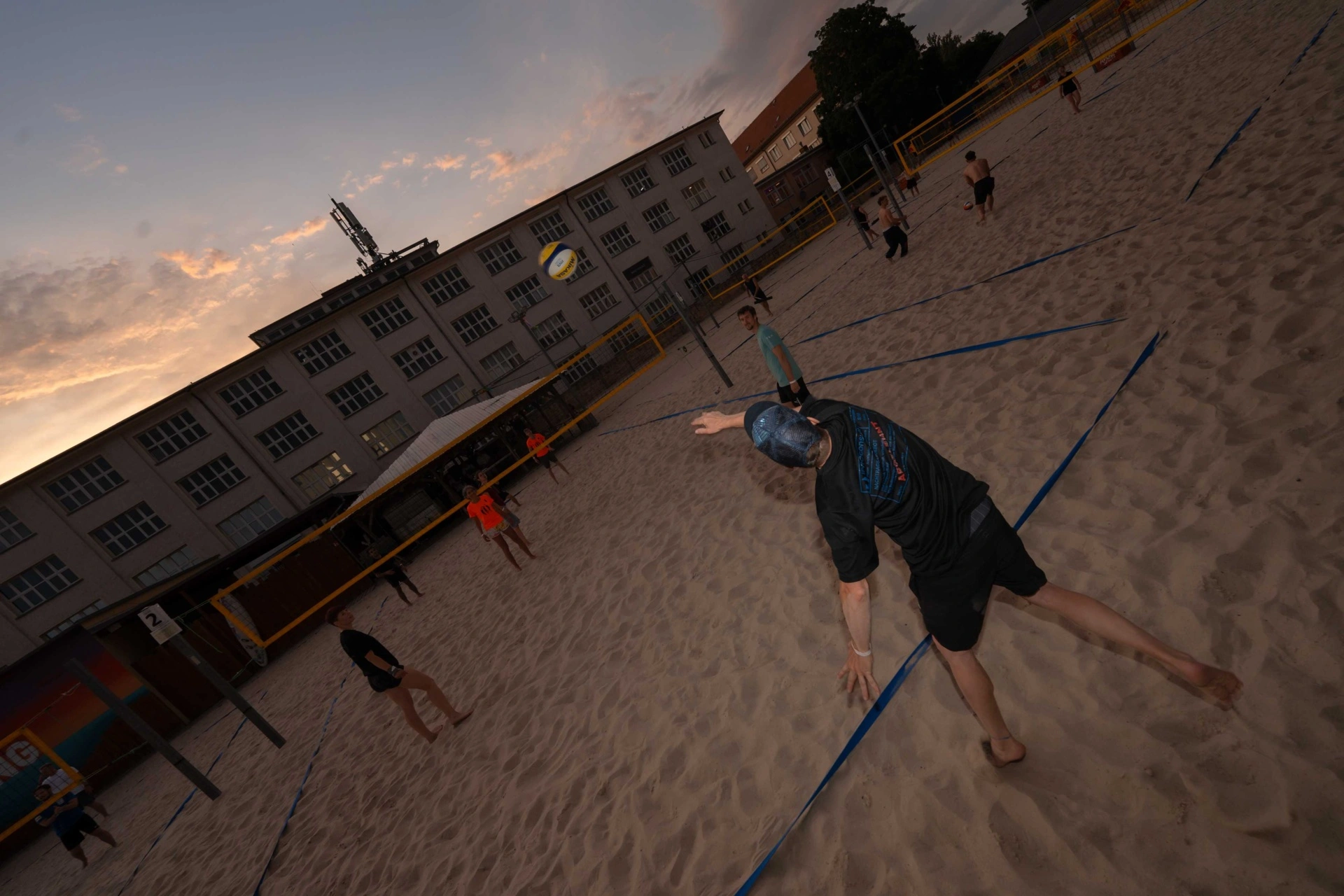 Bis in die Dunkelheit wurde noch gepritscht.