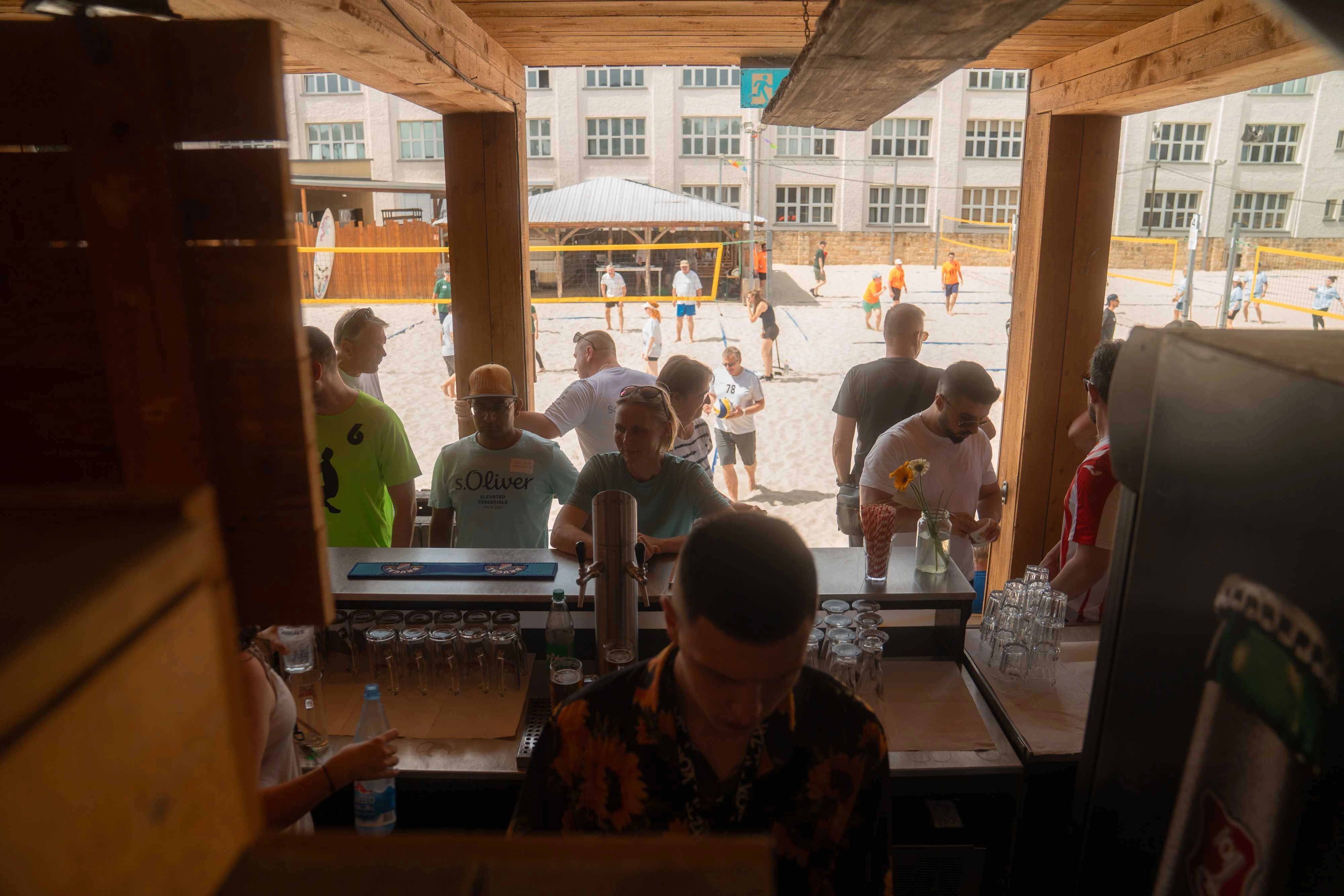 Der Tresen war stets gut besucht.